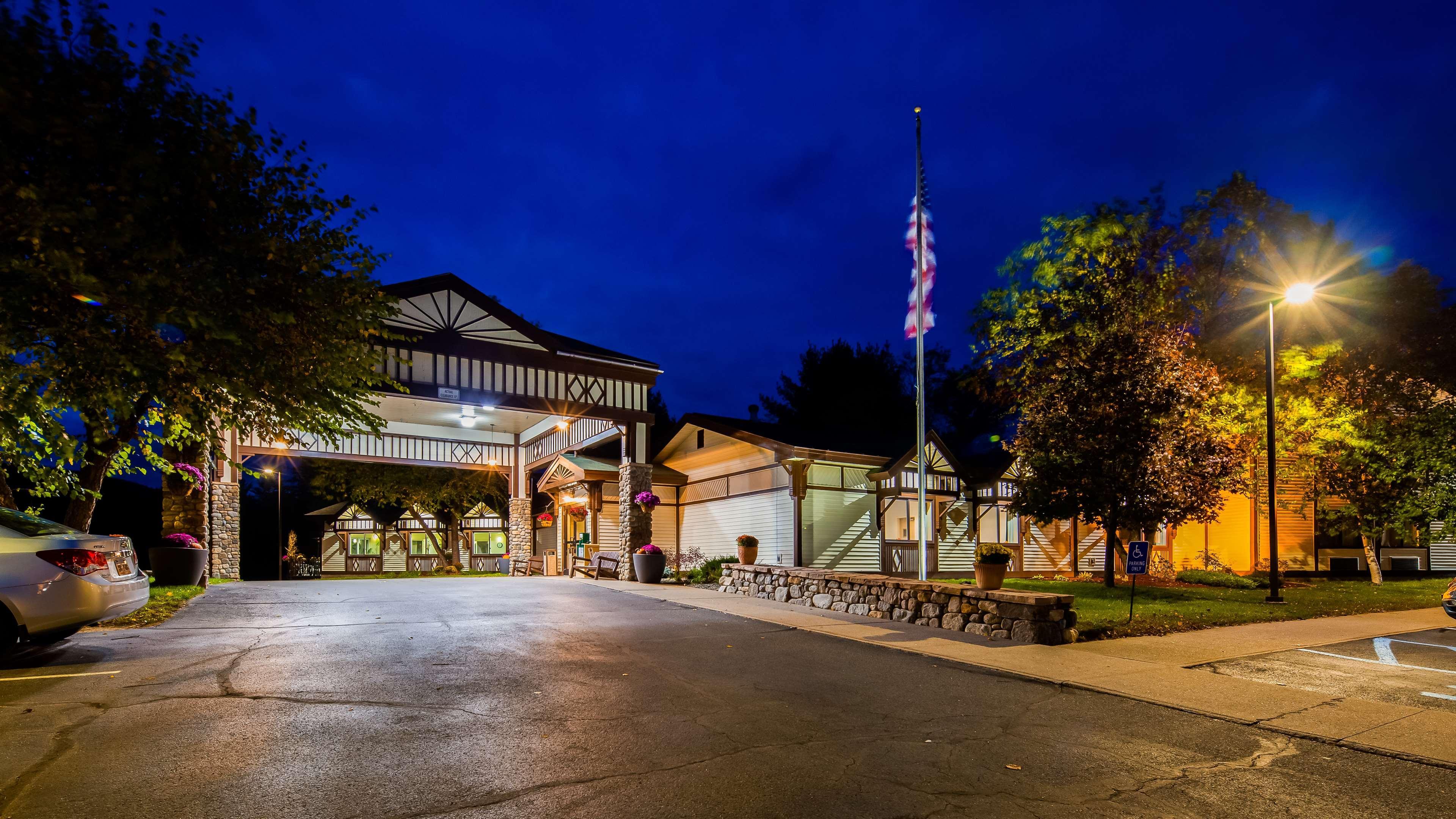 Hotel Best Western Saranac Lake Extérieur photo